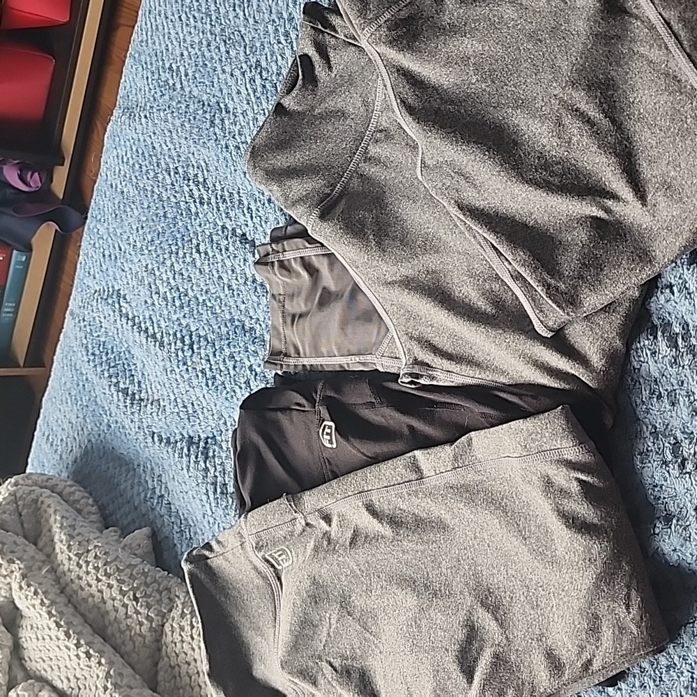 Ideal fit cropped leggings 4 pairs